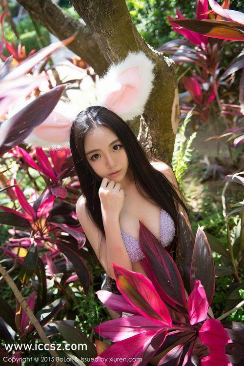 国产巨乳自拍,揭秘网络红人背后的故事  第1张